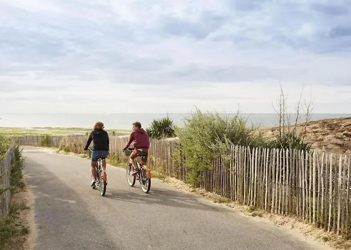 T3 * * * + Piscine Appartement *